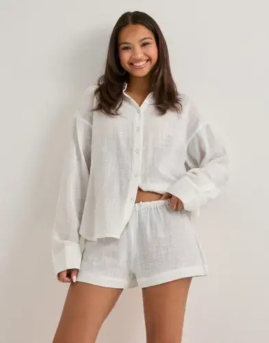 Nelly Nelly - Hvit - Easy Breeze Shorts