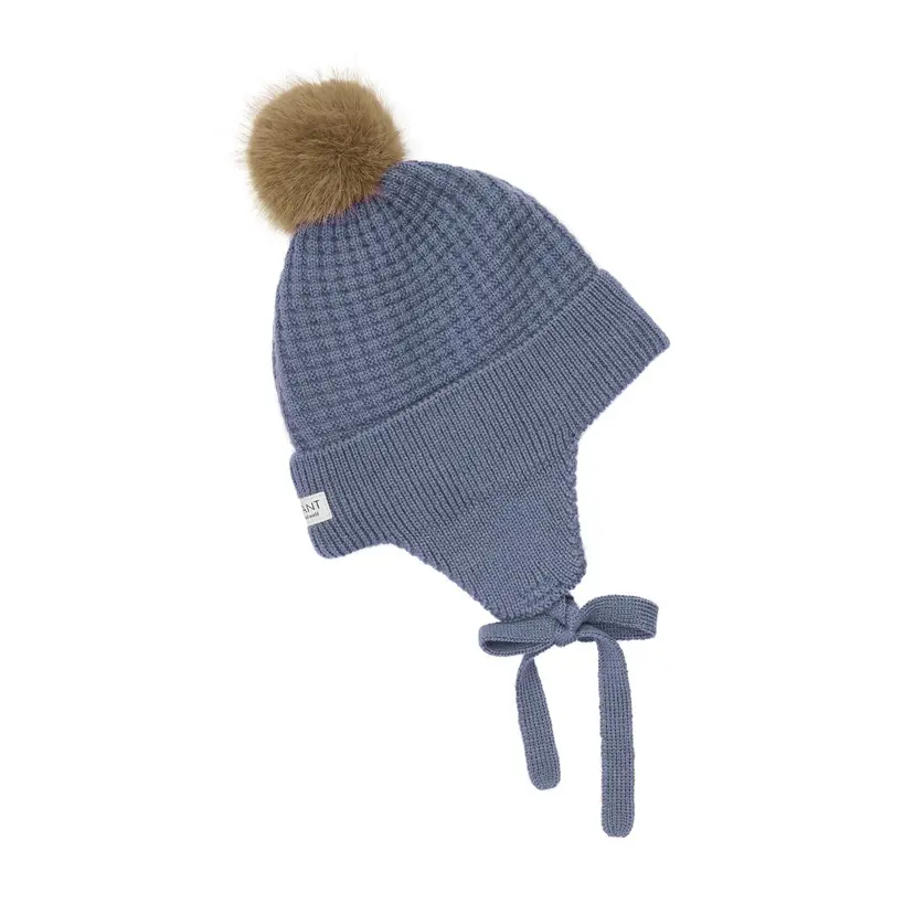 En Fant En Fant Baby Lue Med Fuskepels Flint Stone