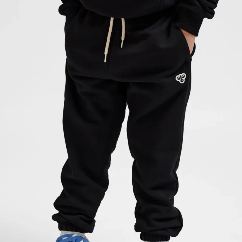 Hummel Hummel Jr Loose Joggebukse Bee Black (122 / 7 år)