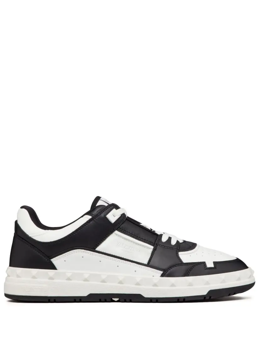 Valentino Garavani Valentino Garavani Sneakers – Svart