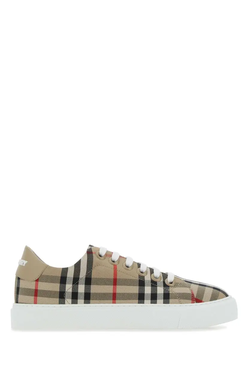 Burberry Burberry Sneakers – Beige