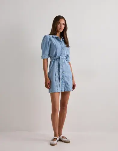 ONLY Only - Blå - Onlvibbe Ss Belt Dnm Dress Akm