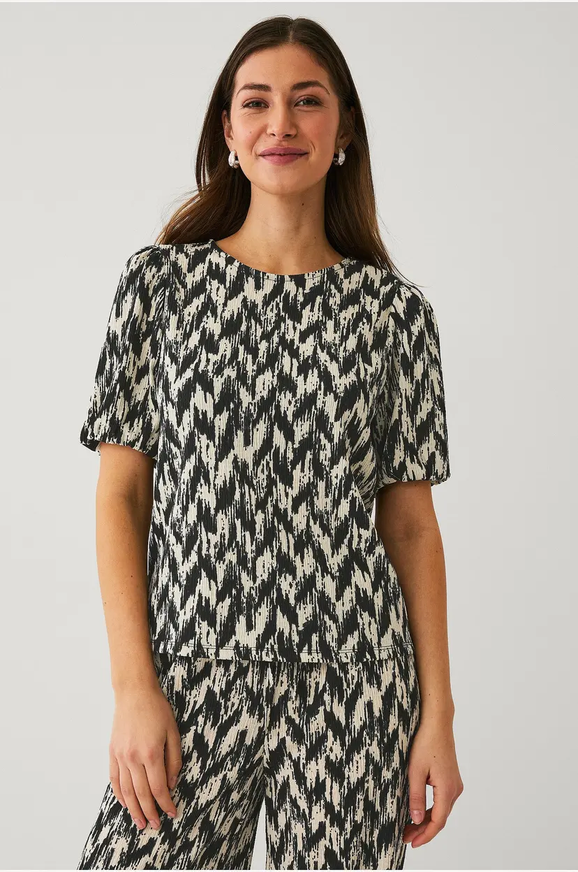Ellos Collection Topp med pufferme - Svart