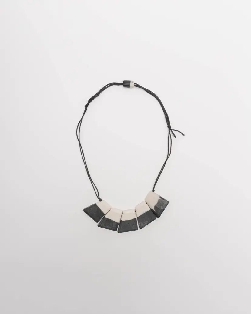 NU London NU London K24 19003 Black Necklace