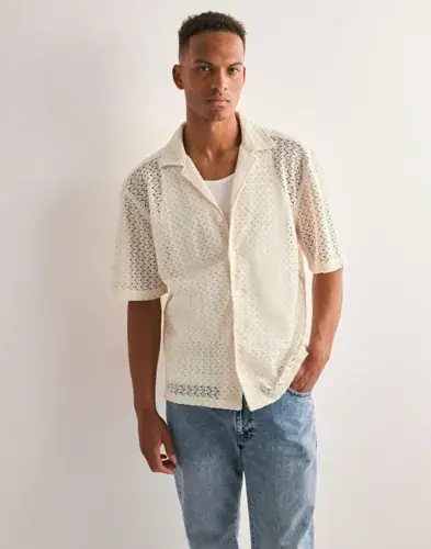 Only & Sons Only & Sons Onsnovak Rlx Resort Ss Zigzag Shirt Mønstrete skjorter Hvit